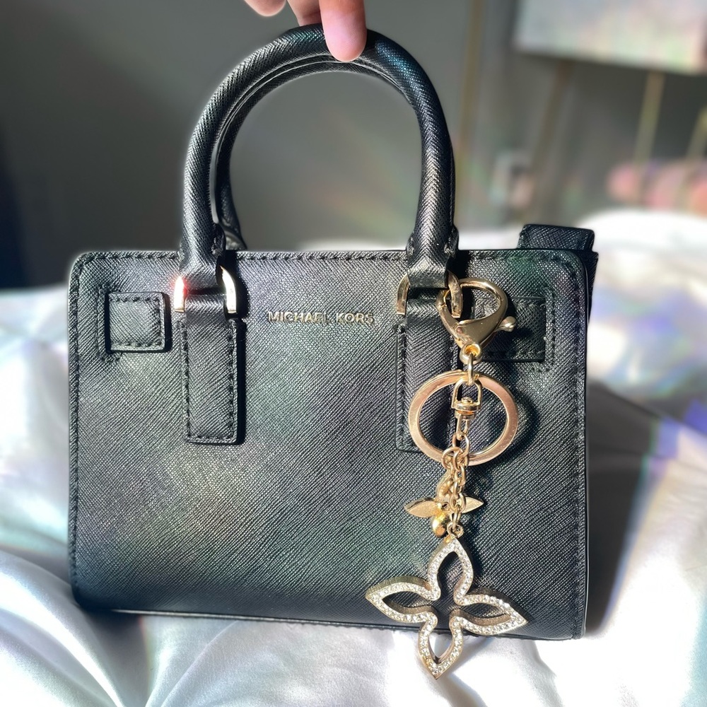 Michael Kors Dillon Mini Crossbody Black Bag in Saffiano Leather